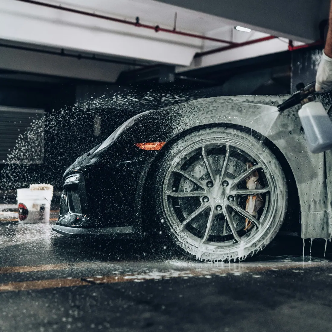 Exterior car detailing